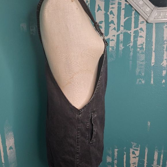 NWOT F21 Black Denim Overall Jumper - Picture 6 of 8